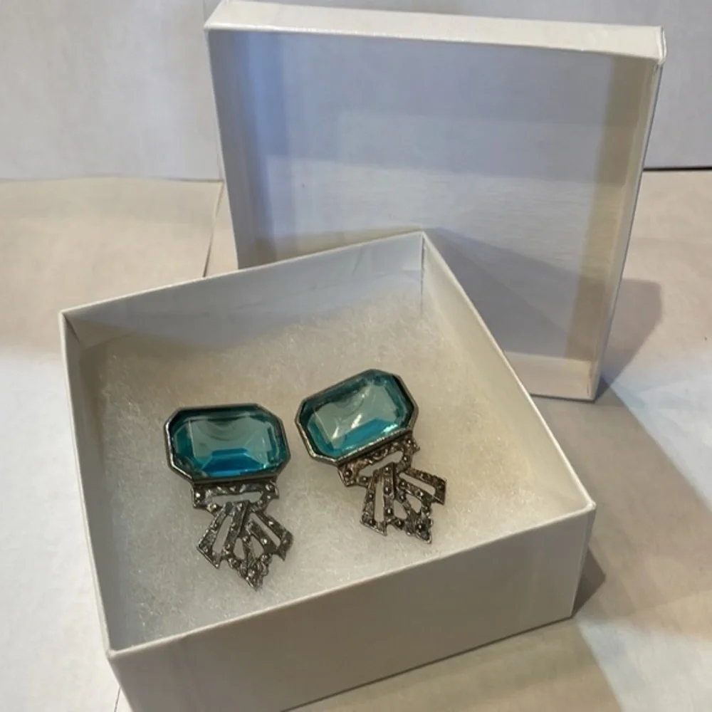 AQUA CLEAR SILVER‎ PIERCED EARRINGS So Antique Feeling !